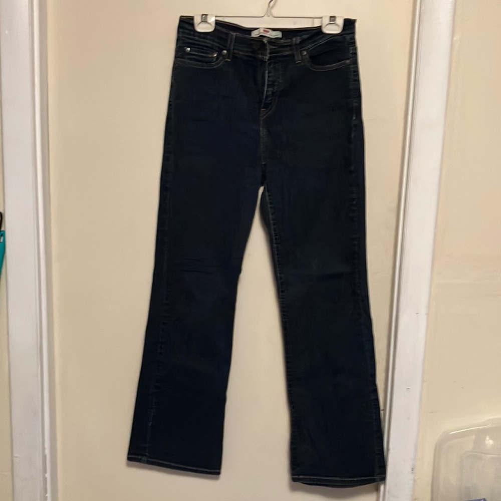 Levi’s boot cut 512 slimming jeans